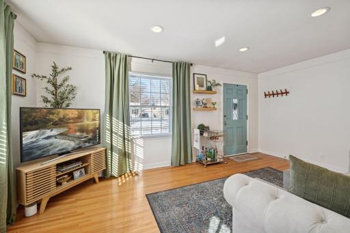 3221 Georgia Avenue S, Saint Louis Park, MN 55426