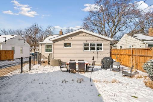 3221 Georgia Avenue S, Saint Louis Park, MN 55426