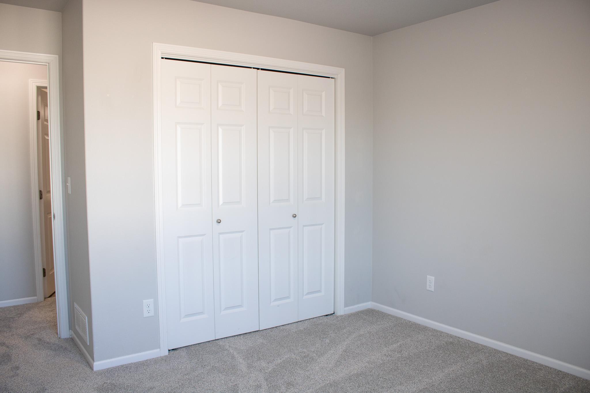 18_UpstairsBedTwo2.jpg