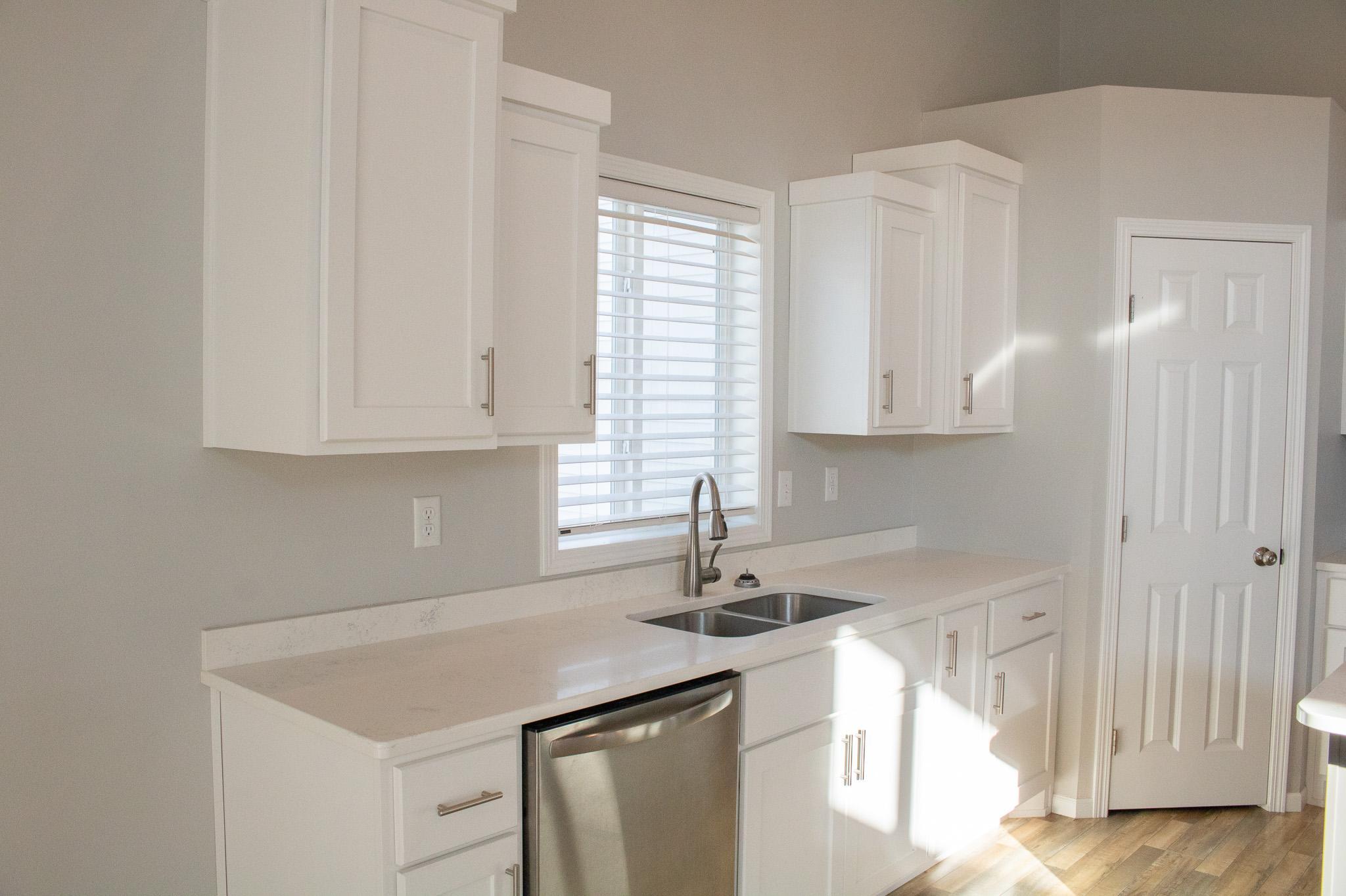08_Kitchen4.jpg