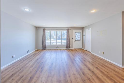 317 2nd Avenue NW, Lonsdale, MN 55046