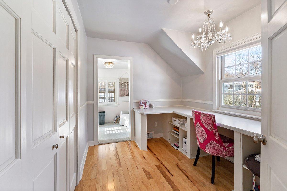 homework area leading to second bedroom