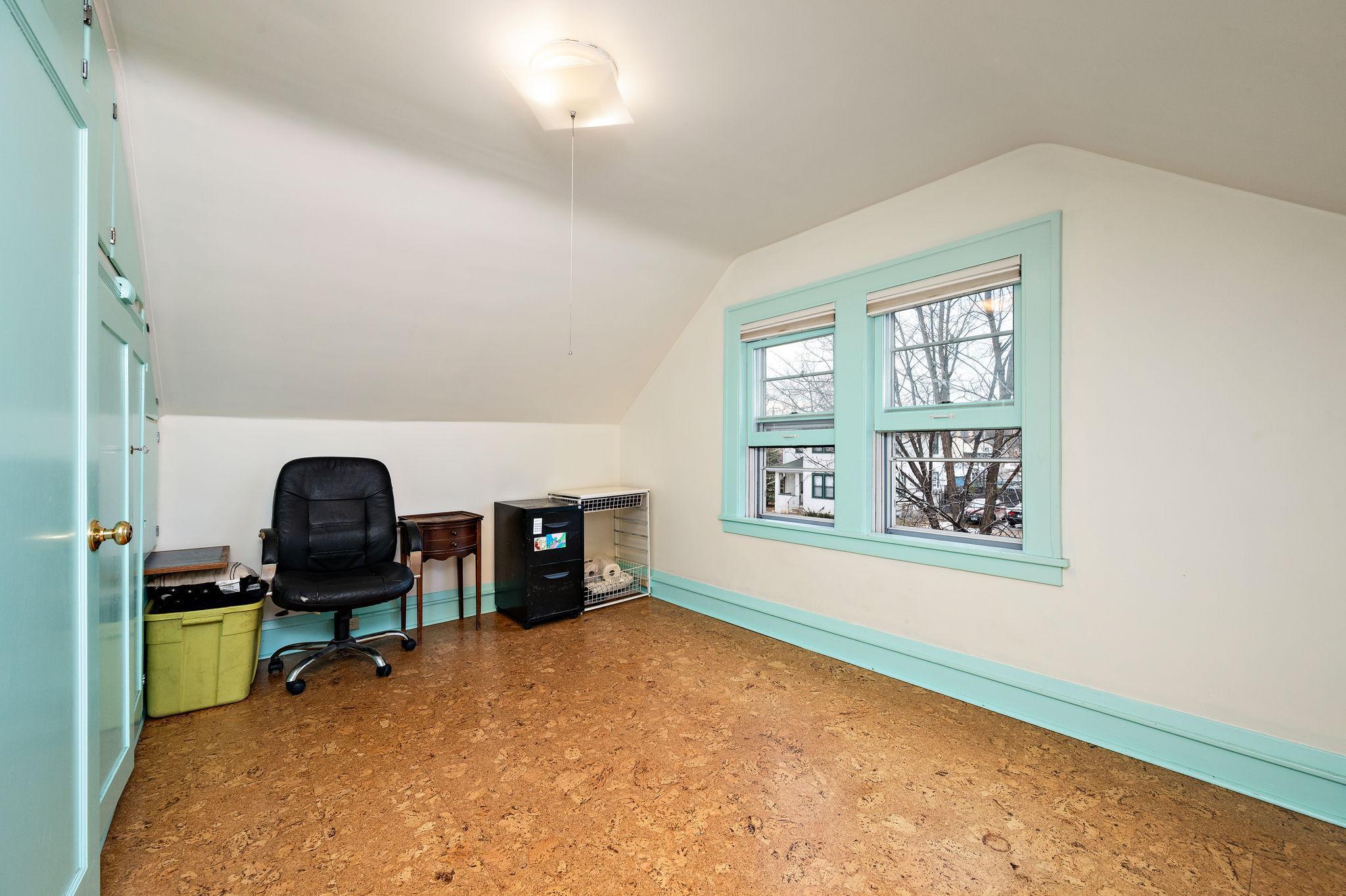 2523 16th Ave S, Minneapolis, MN 55404-13.jpg