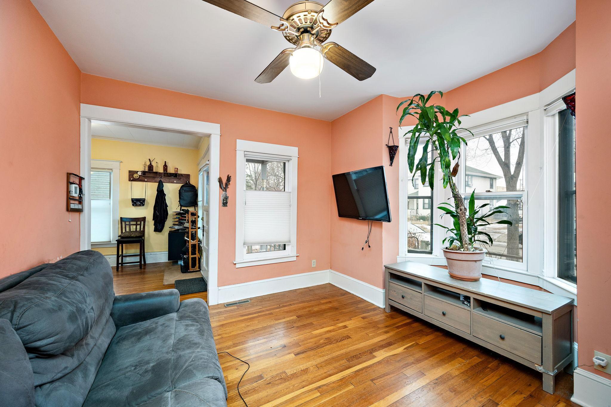 2523 16th Ave S, Minneapolis, MN 55404-8.jpg