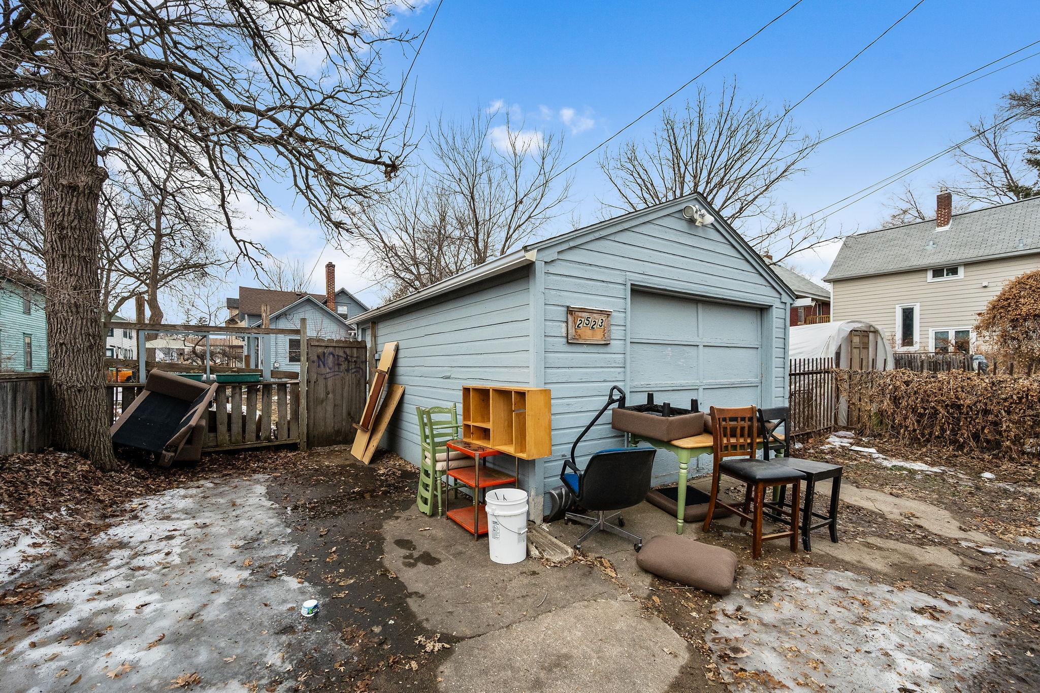 2523 16th Ave S, Minneapolis, MN 55404-20.jpg