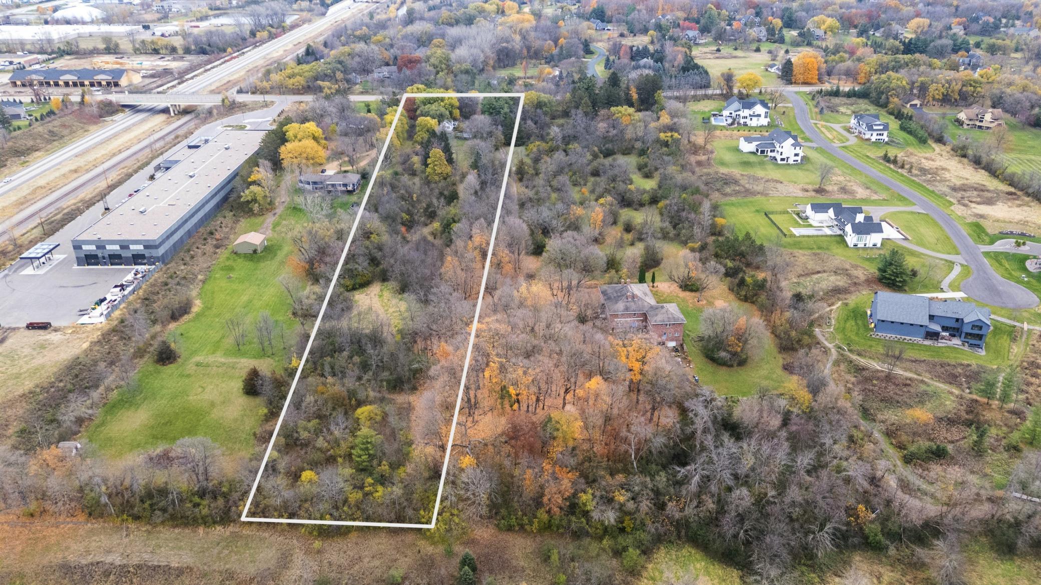 Close to Downtown Long Lake and Orono High School