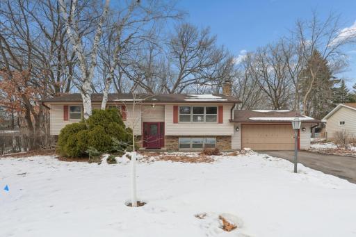Fantastic Shoreview location near Lake Josephine