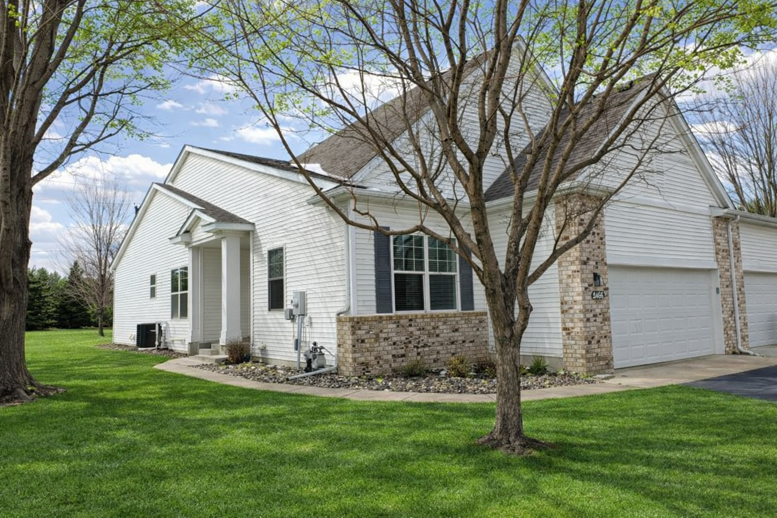 2466 Beech Street, one level living and and lots of living space!