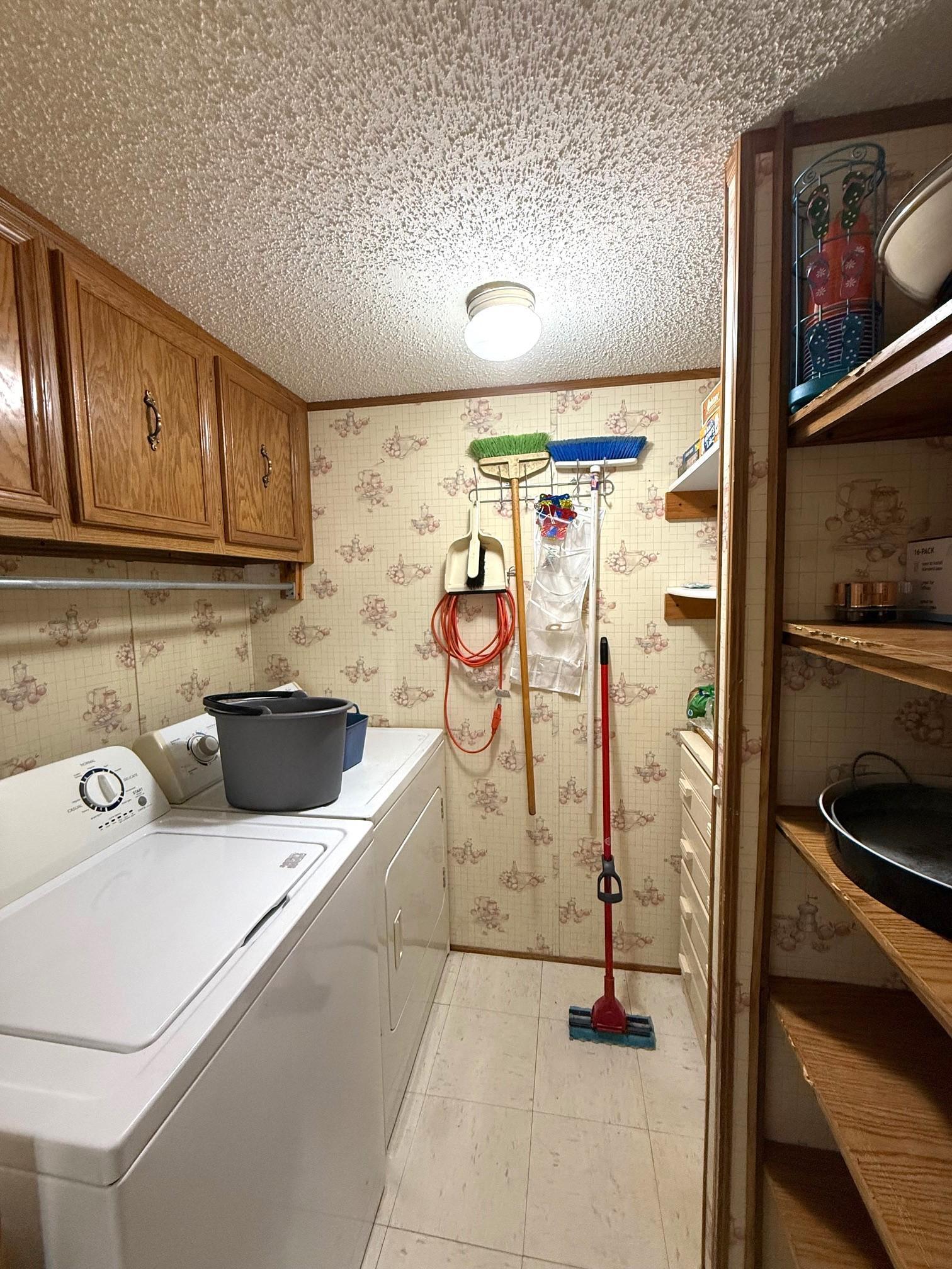 Laundry / Pantry