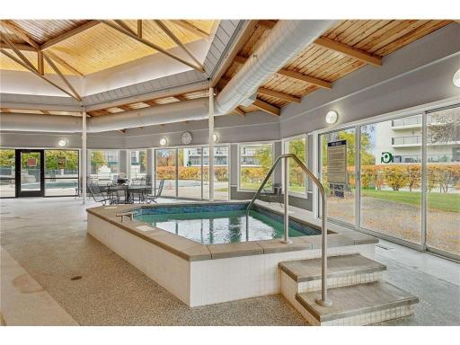 10411 Cedar Lake Road, 213, Hopkins, MN 55305