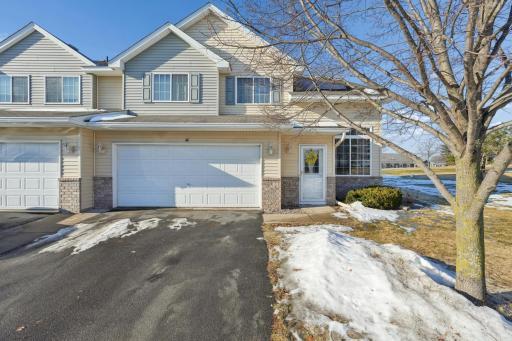 Welcome to 3574 Sterling Heights Drive Unit H!