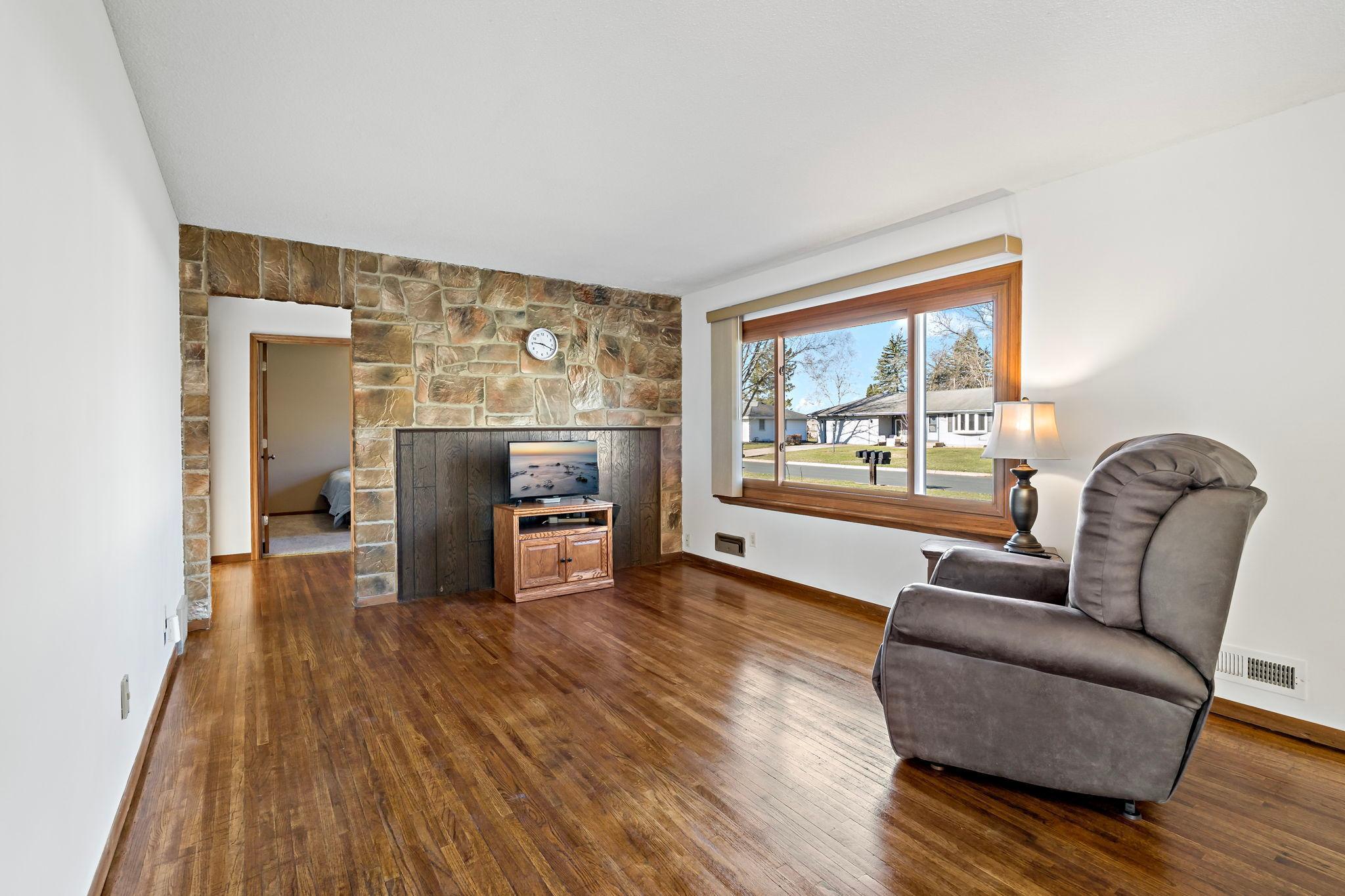 Main level Living room