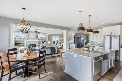 7727 Prairie Grass Pass, Prior Lake, MN 55372