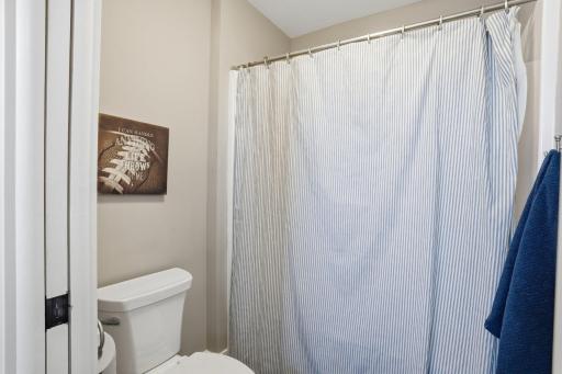 7727 Prairie Grass Pass, Prior Lake, MN 55372