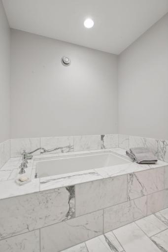 7660 Woodview Court, Minneapolis, MN 55439