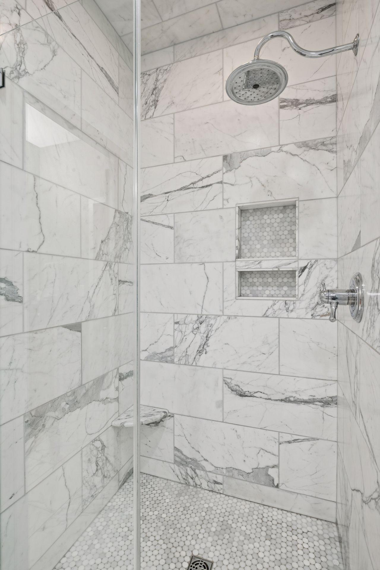 20. Primary Bath.jpg