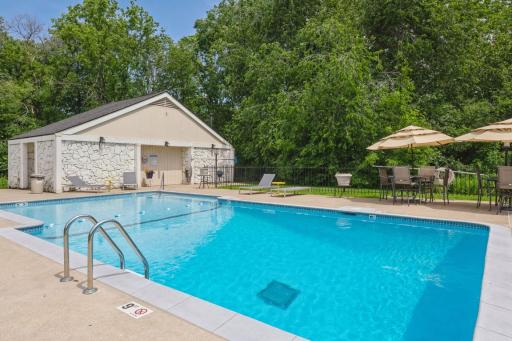 7660 Woodview Court, Minneapolis, MN 55439
