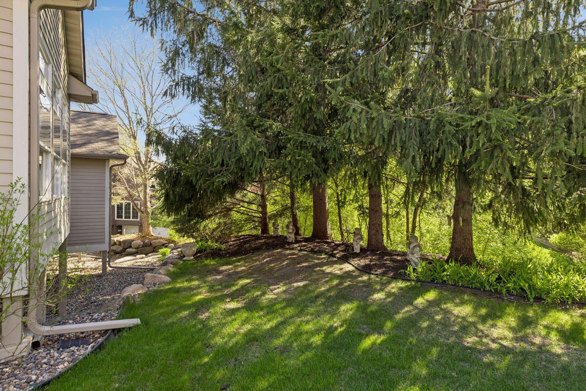 34. Private Back Yard.jpg