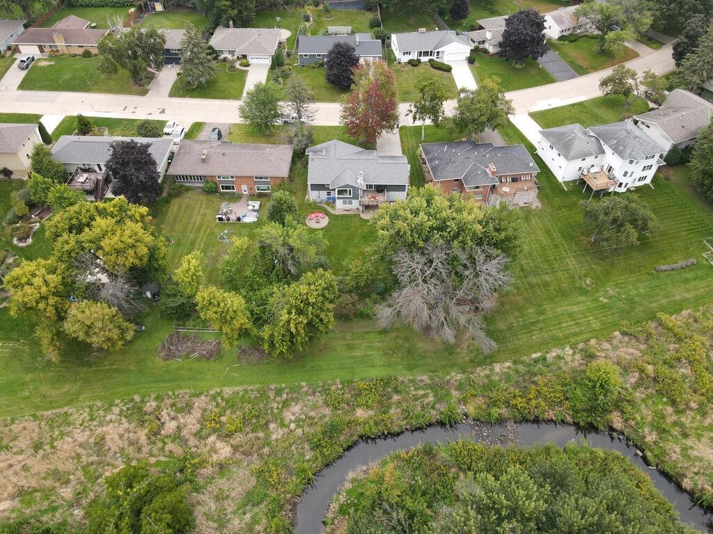 Idyllic backyard setting along the creek.