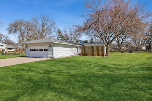 2201 Tamarack Lane, Burnsville, MN 55337