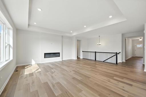 Fabulous show stopping floorplan, landscaping included. Community pool, clubhouse, miles of walking trails, parks, & Mississippi River down the street! This is a rare gem! Fall in love & call it HOME!!10+