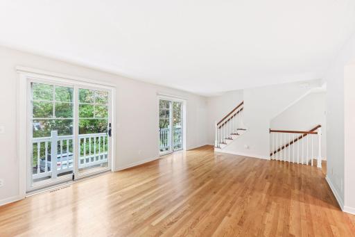 204 Central Avenue S, Wayzata, MN 55391