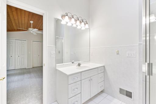 204 Central Avenue S, Wayzata, MN 55391