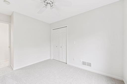 204 Central Avenue S, Wayzata, MN 55391