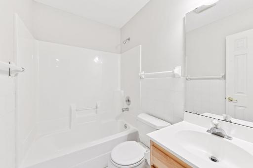 204 Central Avenue S, Wayzata, MN 55391
