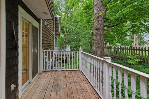 204 Central Avenue S, Wayzata, MN 55391