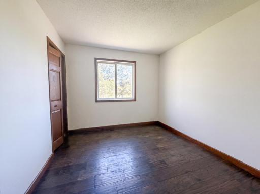 18817 Kenwood Trail, Lakeville, MN 55044