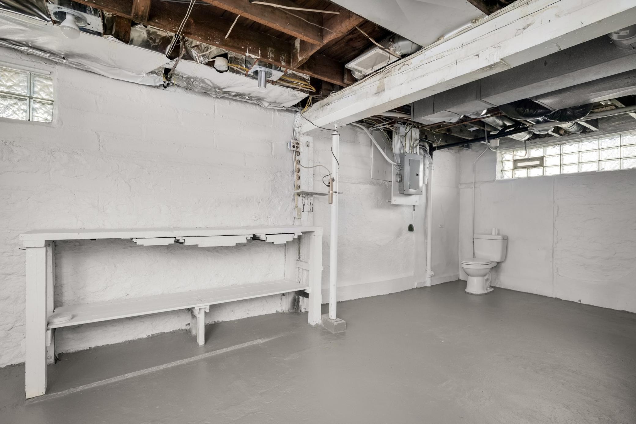 There is a working single toilet in the basement!