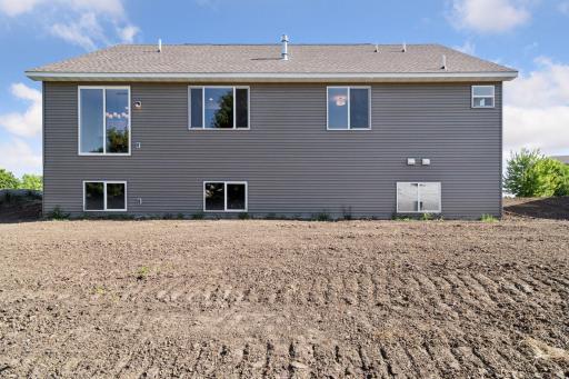 Photo is of a completed Carlton home with same selections and exterior. Some interior items may differ.