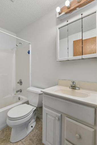 8801 2nd Avenue S, Minneapolis, MN 55420