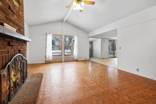 110136 Stanford Circle, Chaska, MN 55318