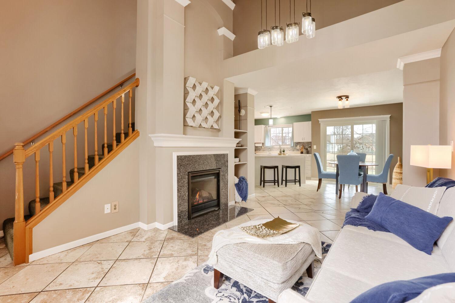 Gas fireplace, tile floors