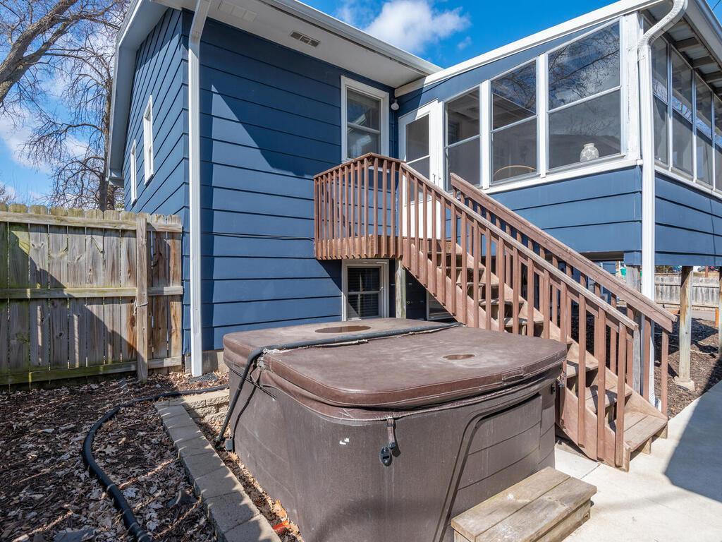 Space for hot set up