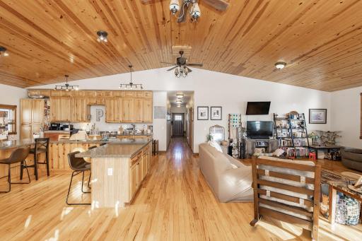 605 Ingalls Avenue, Hope, ND 58046