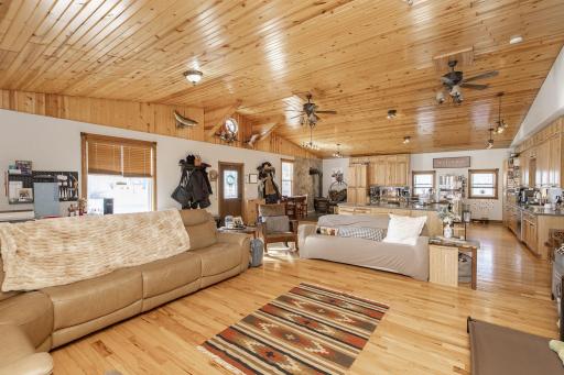 605 Ingalls Avenue, Hope, ND 58046