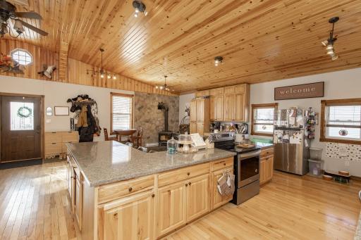 605 Ingalls Avenue, Hope, ND 58046
