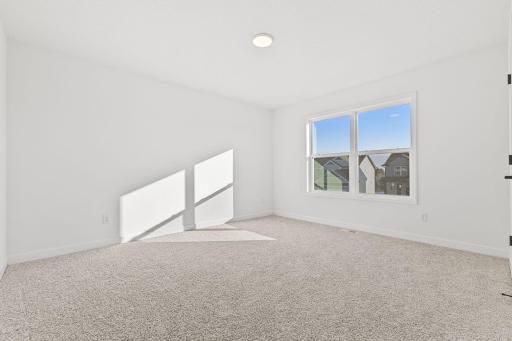 8866 Periwinkle Boulevard, Woodbury, MN 55129