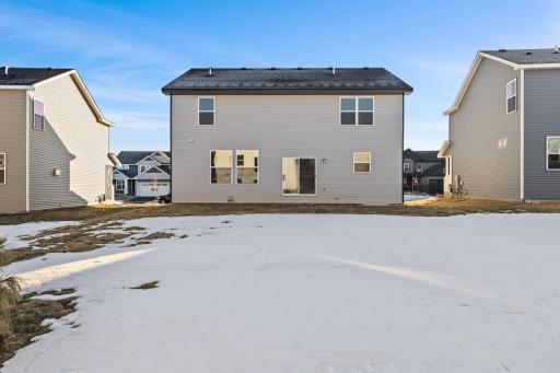 8866 Periwinkle Boulevard, Woodbury, MN 55129