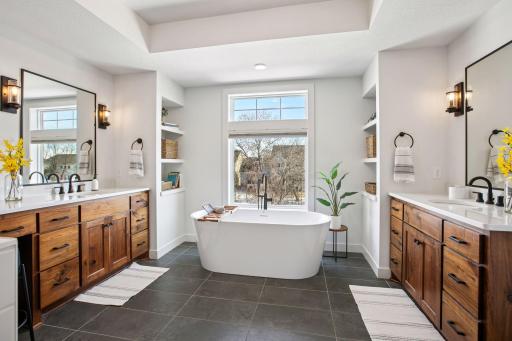 6300 Ranier Lane N, Maple Grove, MN 55311