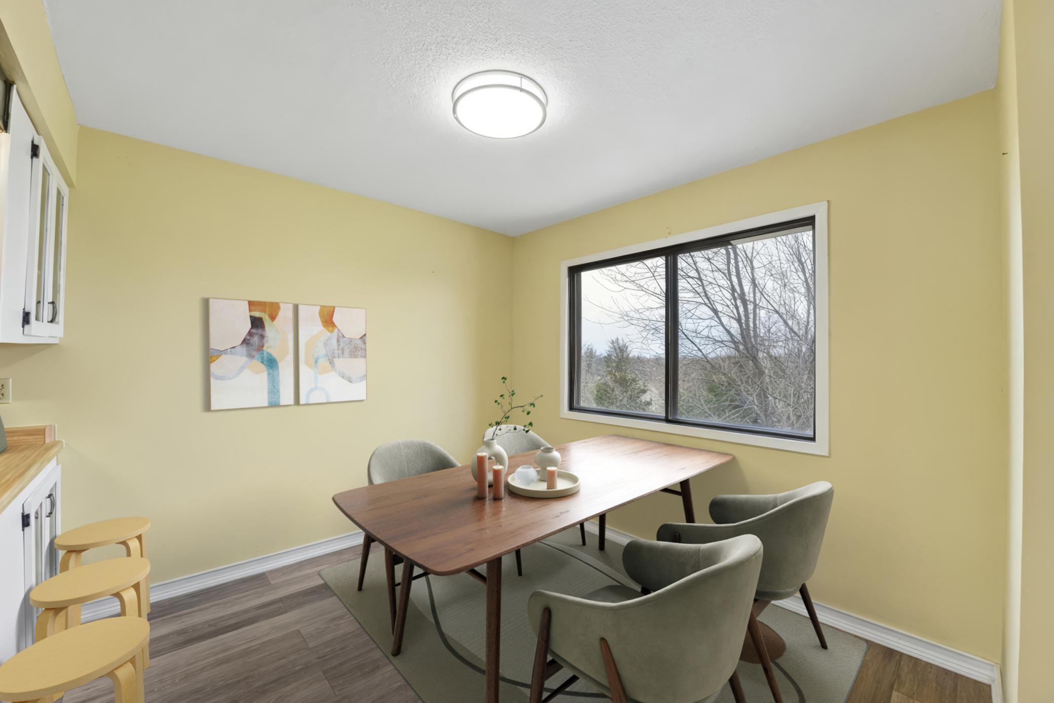 29_6890_grenwich_ln - dining.jpg
