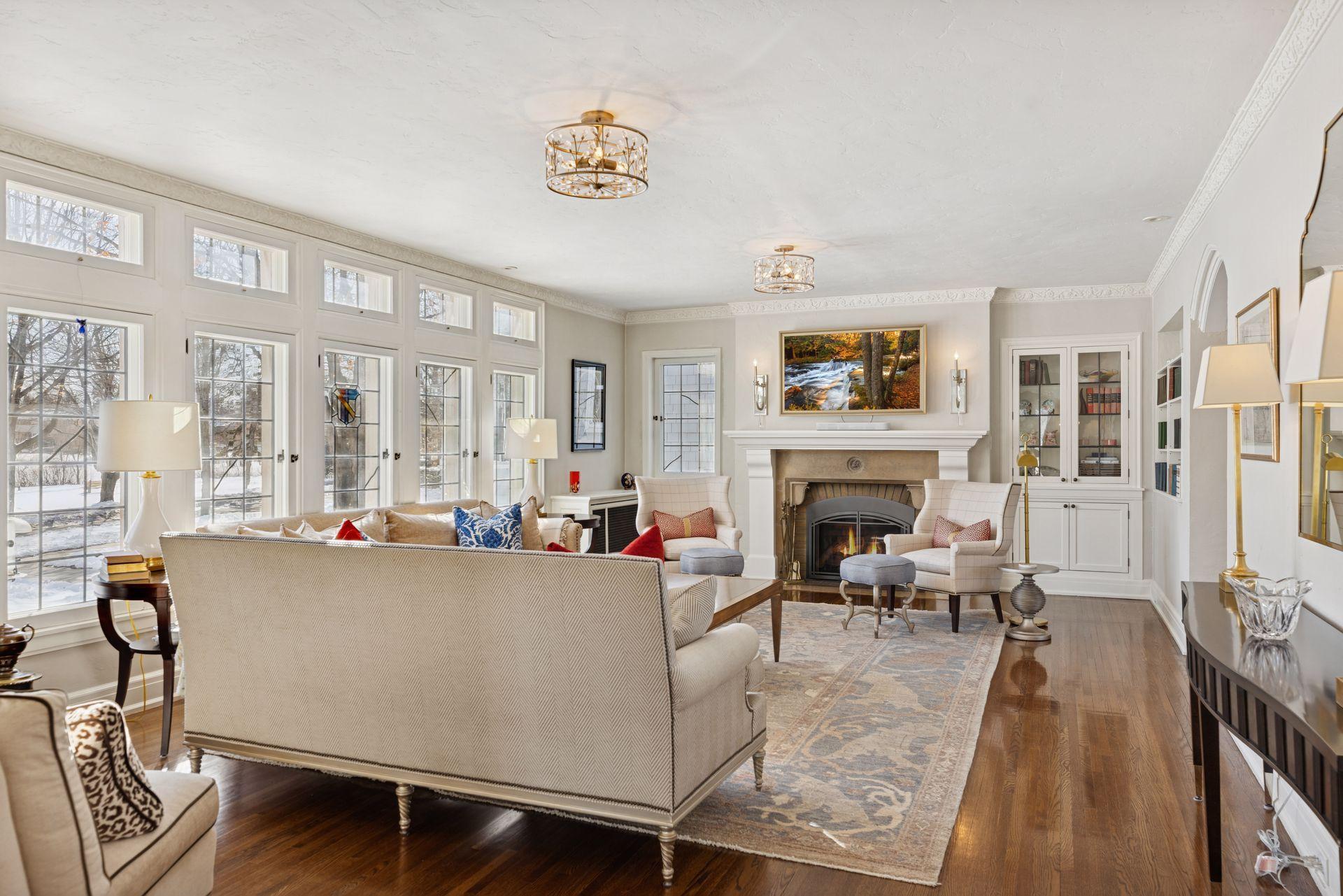 2116 West Lake of the Isles Parkway - Spacecrafting - 0018.jpg