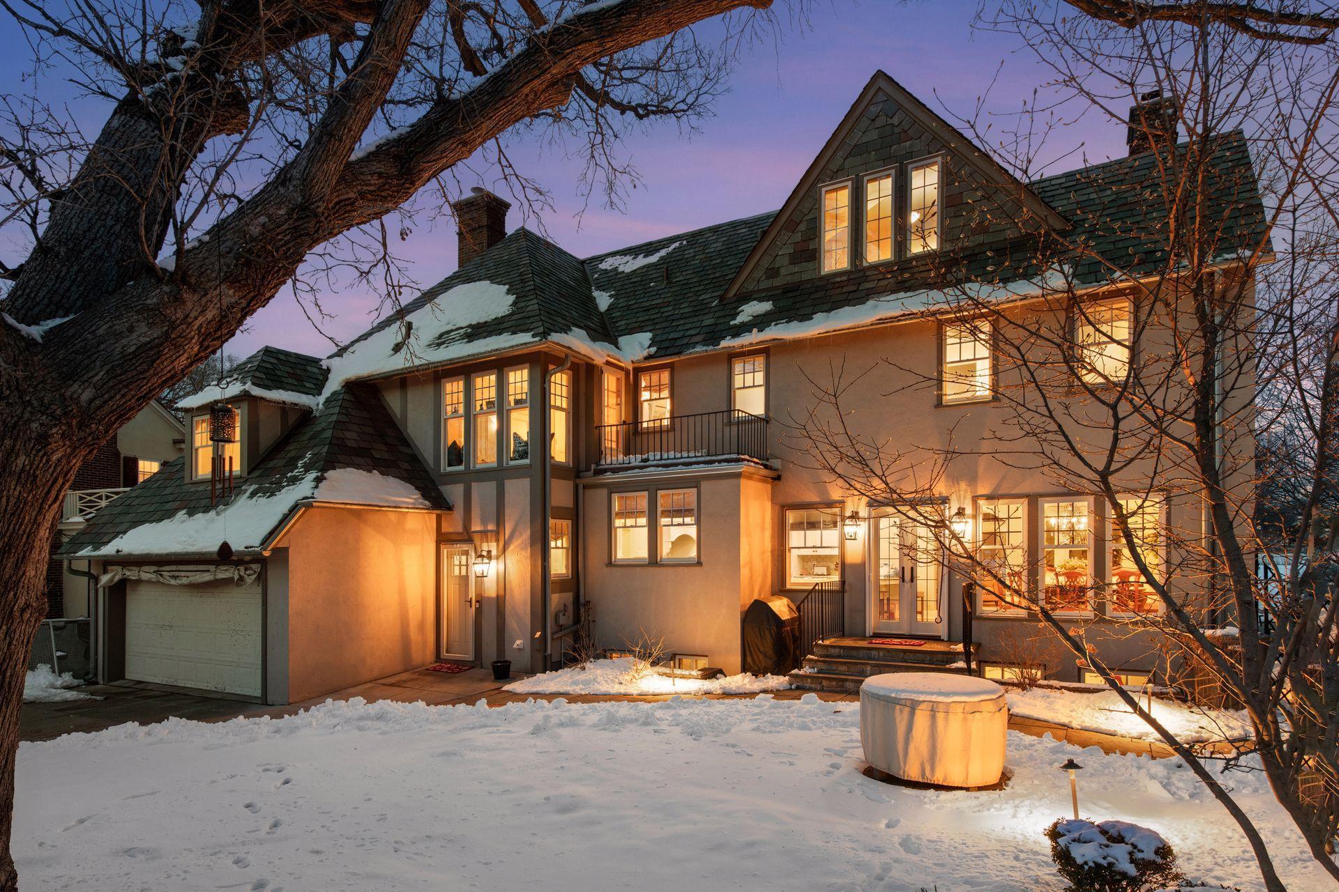 2116 West Lake of the Isles Parkway - Spacecrafting - 0010.jpg