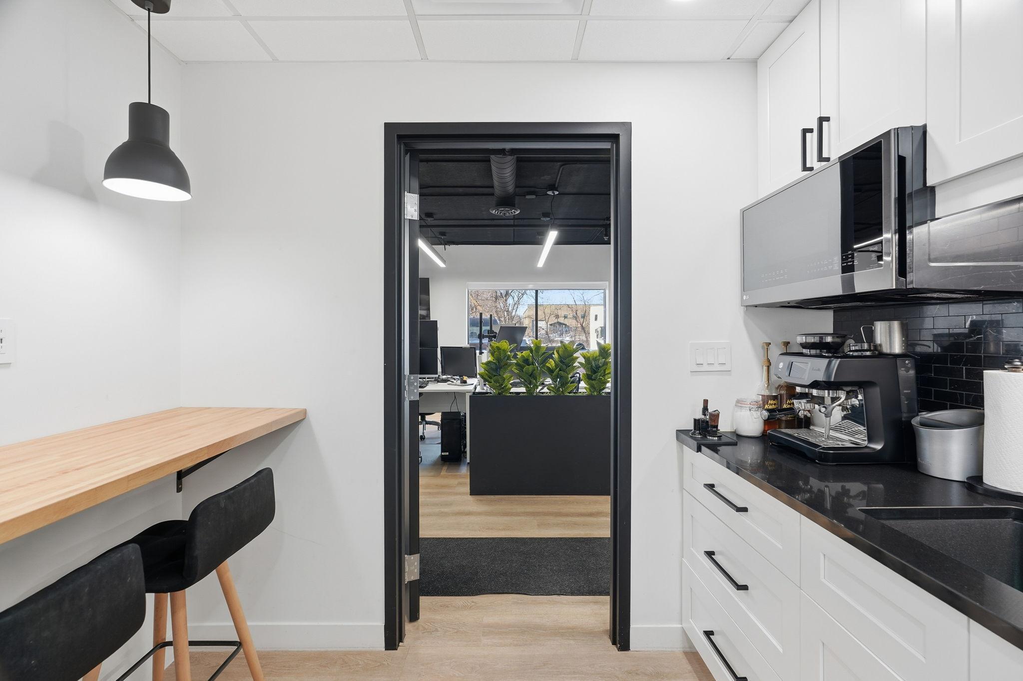 43-web-or-mls-8201 Hickory St NE-43.jpg