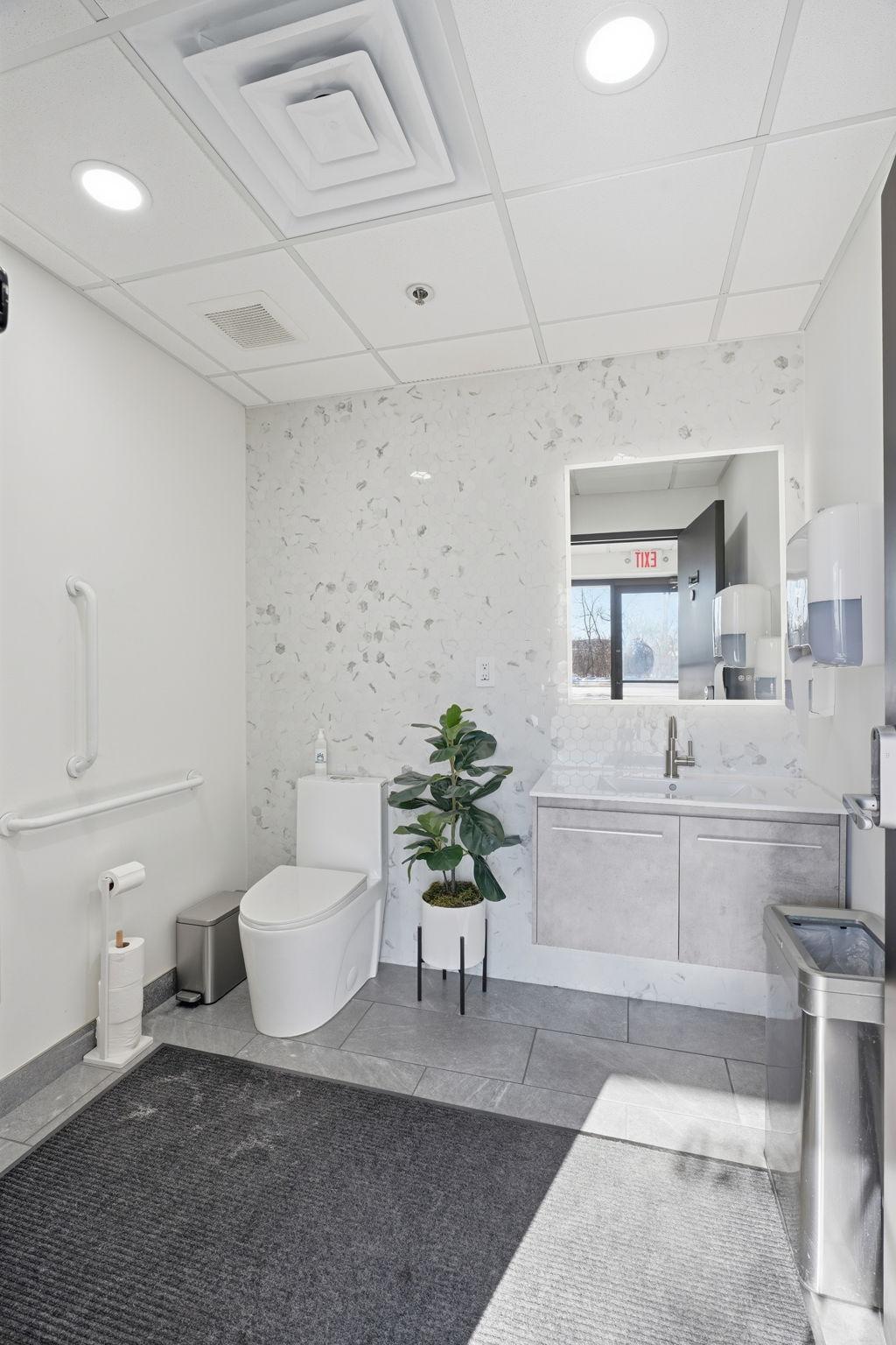 101-web-or-mls-8201 Hickory St NE-101.jpg