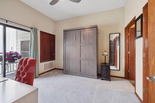 270 4th Street E, 509, Saint Paul, MN 55101