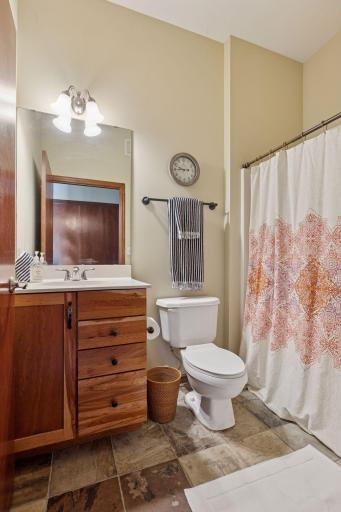 270 4th Street E, 509, Saint Paul, MN 55101